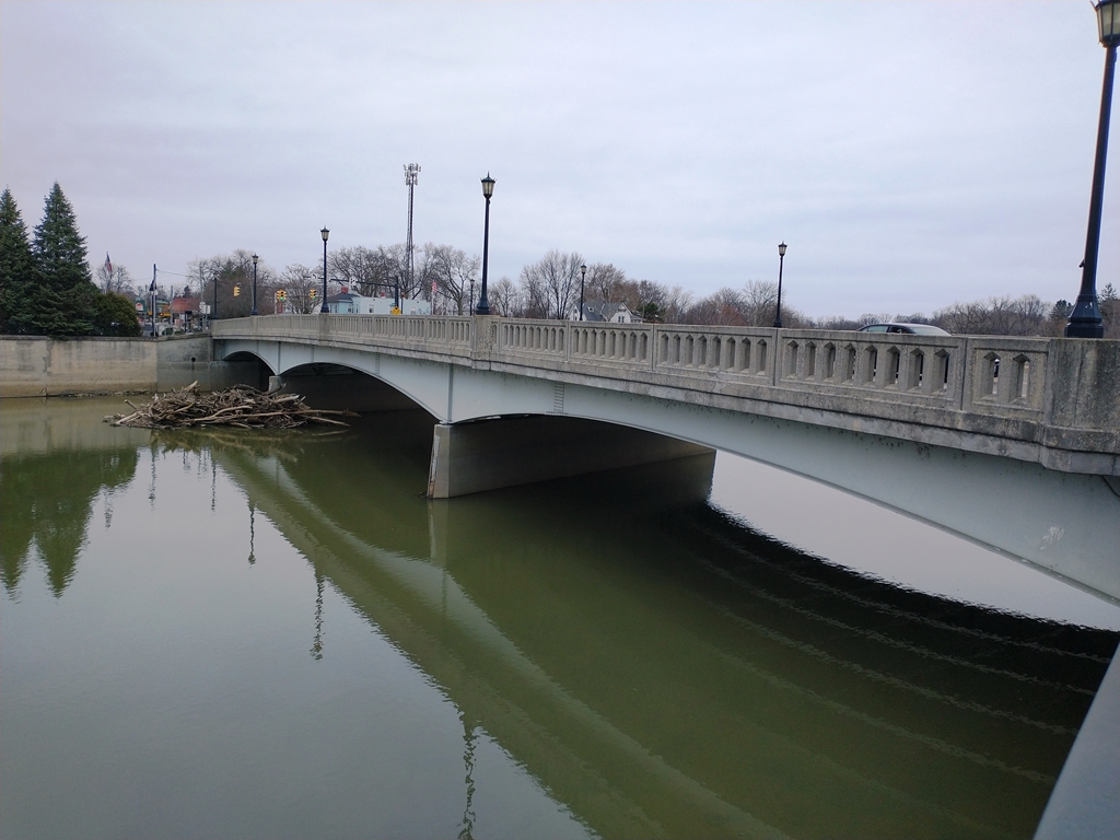 TIFFIN VETERANS MEMORIAL BRIDGE