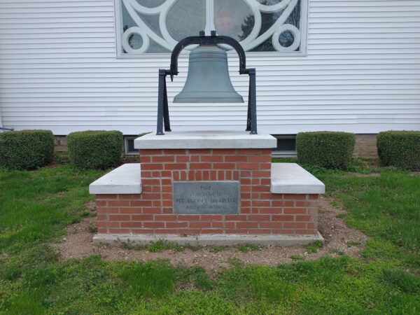PFC. LARRY E VANMETER WAR MEMORIAL BELL
