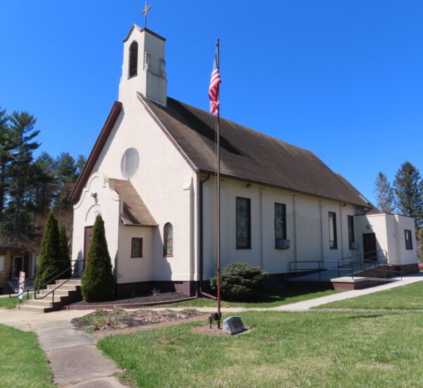 ST. STEPHEN’S CHURCH SEPTEMBER 11, 2001 MEMORIAL FLAGPOLE