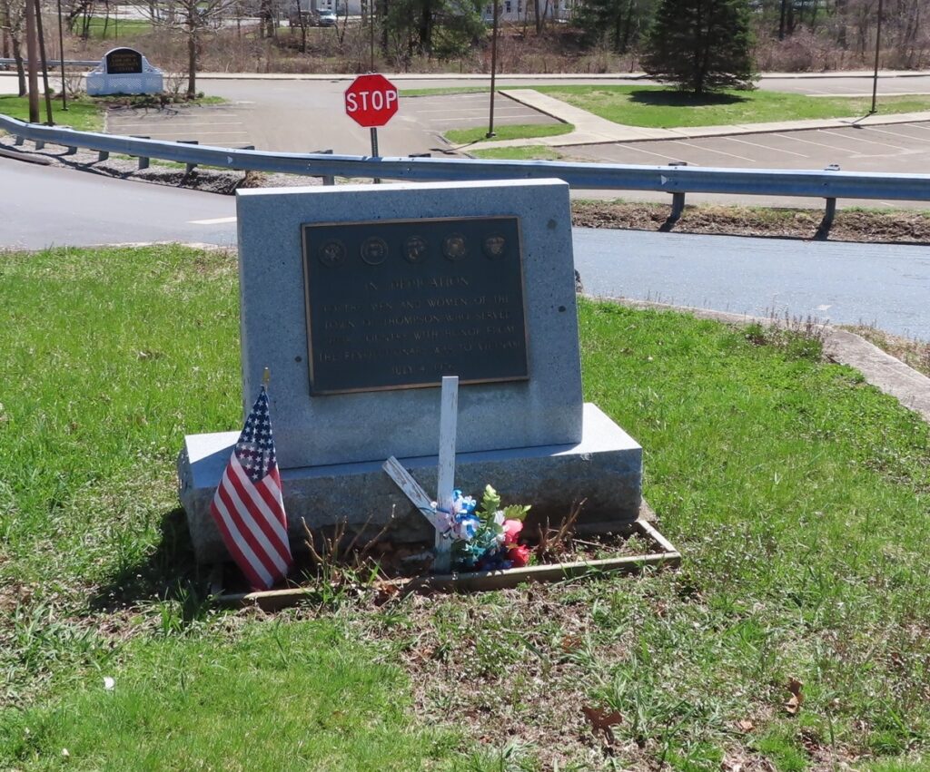 THOMPSON WAR VETERANS MEMORIAL