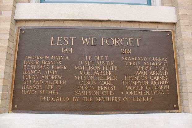 STOUGHTON WORLD WAR I MEMORIAL PLAQUE