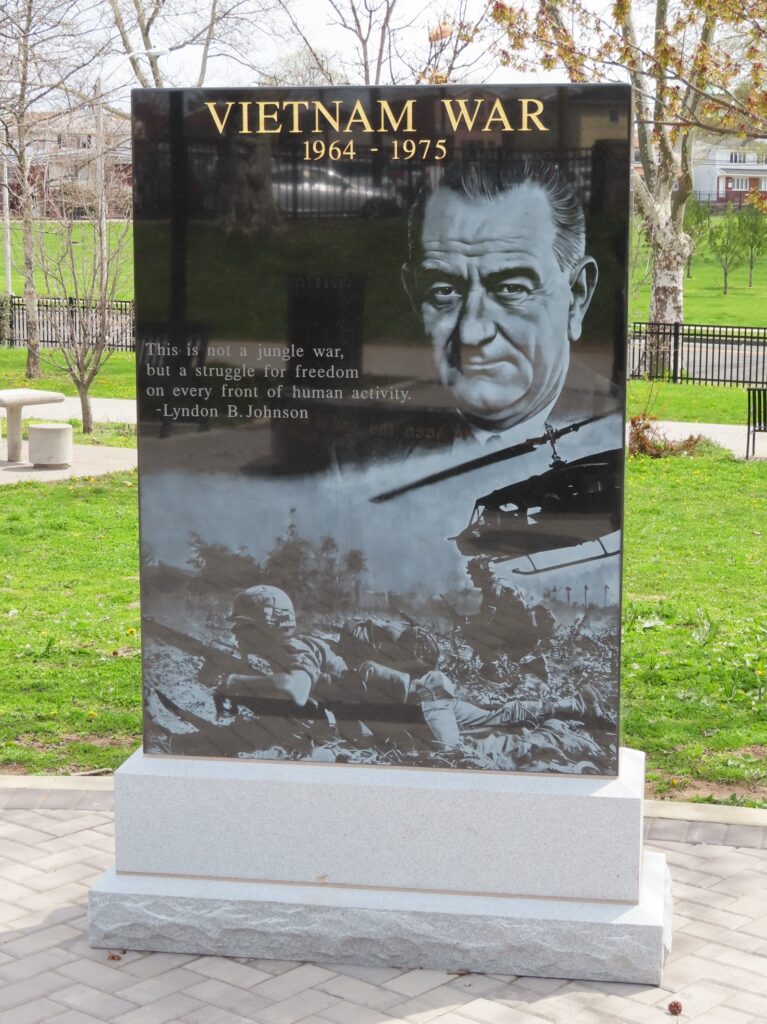 VIETNAM WAR MEMORIAL