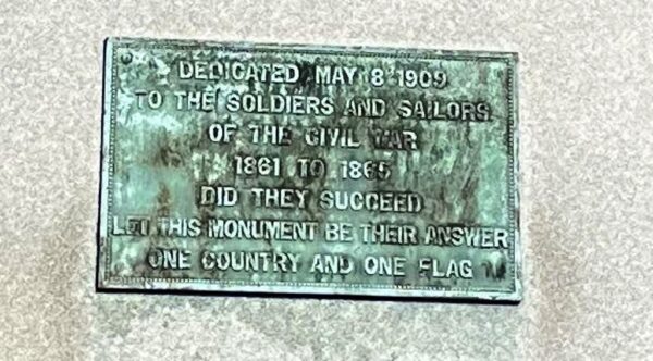 COURTLAND SAUNDERS POST NO. 21 G.A.R. WAR MEMORIAL PLAQUE A