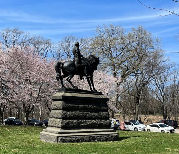 MAJOR GENERAL GEORGE GORDON MEADE MEMORIAL EQUESTRIAN