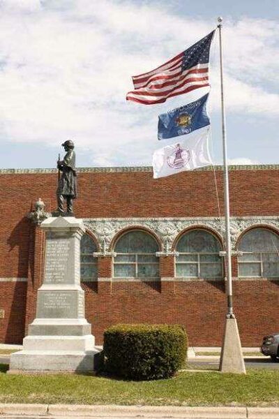 COLUMBUS G.A.R. CIVIL WAR MEMORIAL