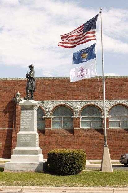 COLUMBUS G.A.R. CIVIL WAR MEMORIAL