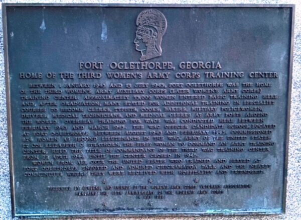 THIRD WOMEN’S ARMY CORPS TRAINING CENTER MEMORIAL GAZEBO PLAQUE