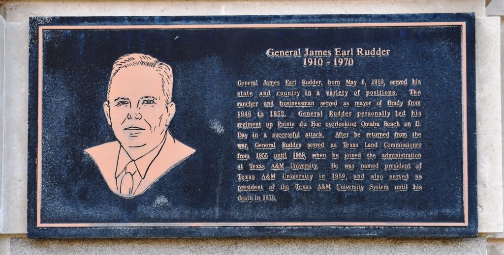 GENERAL JAMES EARL RUDDER WAR MEMORIAL PLAQUE