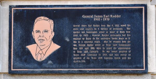 GENERAL JAMES EARL RUDDER WAR MEMORIAL PLAQUE