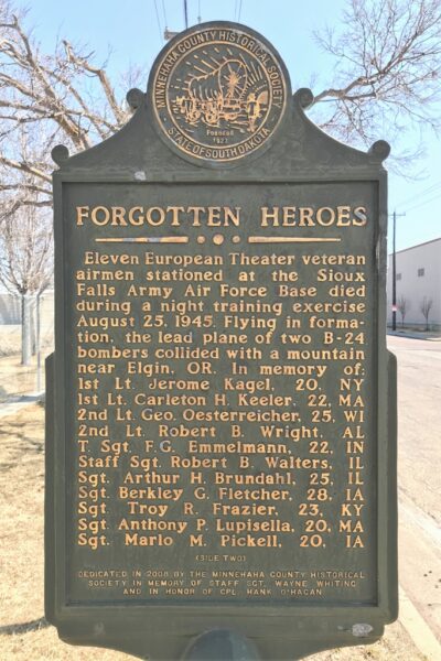 FORGOTTEN HEROES WAR MEMORIAL MARKER BACK
