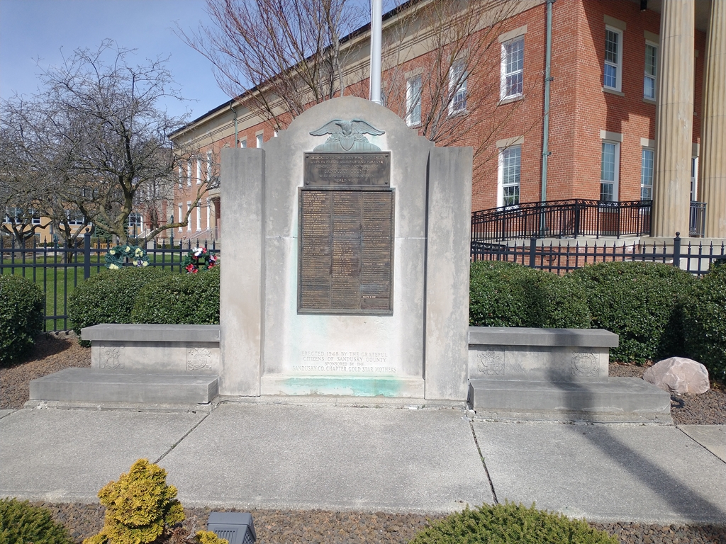 SANDUSKY COUNTY WORLD WAR II HONOR ROLL MEMORIAL