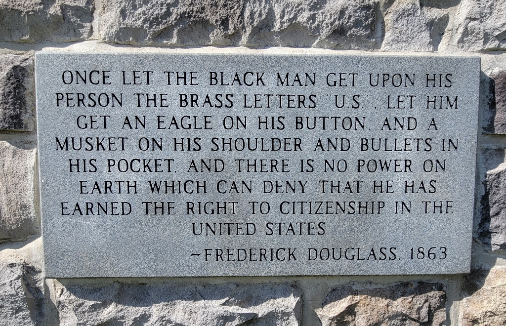 IN MEMORY OF LYON POST #31 WAR MEMORIAL TABLET B