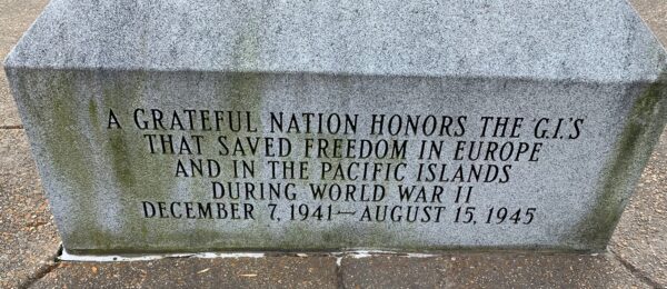 G.I.’S THAT SAVED FREEDOM WORLD WAR II MEMORIAL STONE