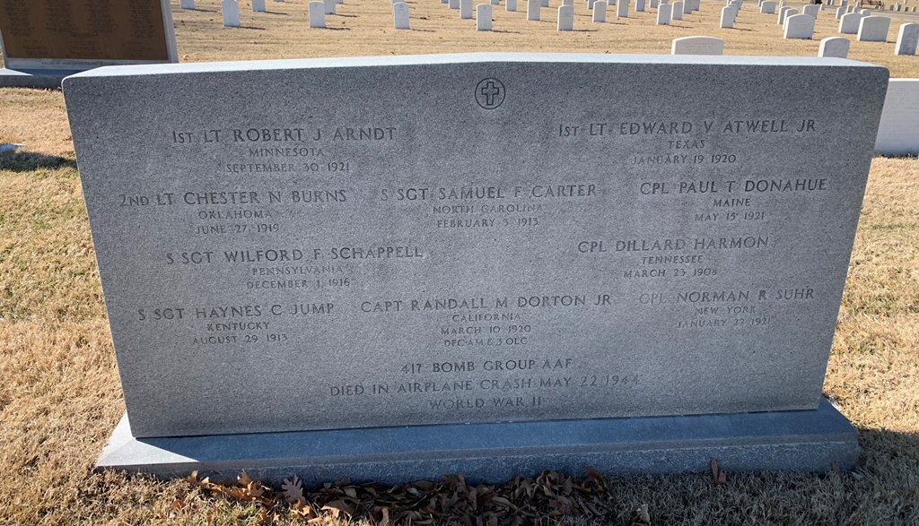 417 BOMB GOUP AAF DIED IN AIRPLANE CRASH MEMORIAL