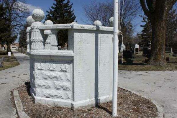 NEW HOLSTEIN CIVIL WAR MEMORIAL