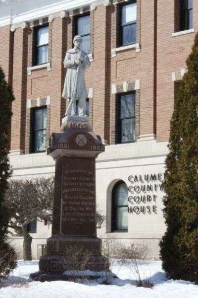 CALUMET COUNTY CIVIL WAR MEMORIAL
