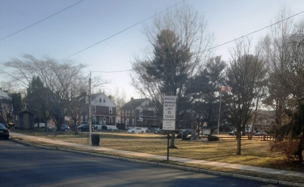 THIS PARK NAMED IN MEMORY OF TWO NEIGHBORHOOD BROTHERS MEMORIAL