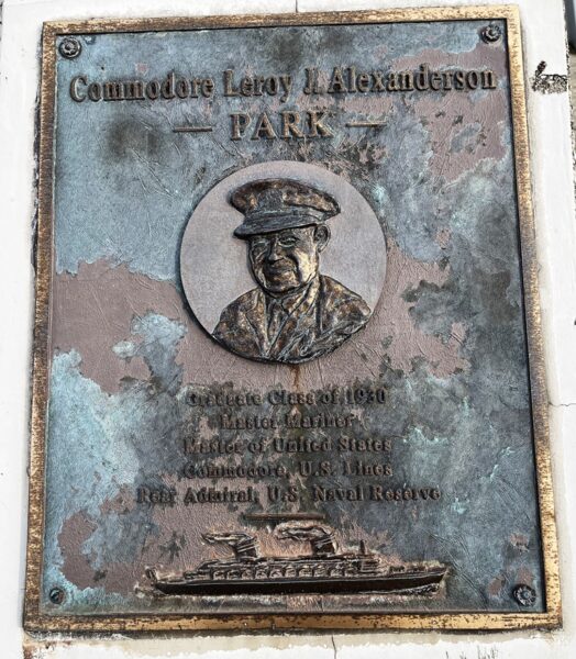 COMMODORE LEROY J. ALEXANDERSON PARK MEMORIALPLAQUE
