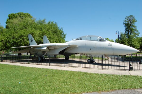 KENNER F14 TOMCAT MEMORIAL AIRCRAFT