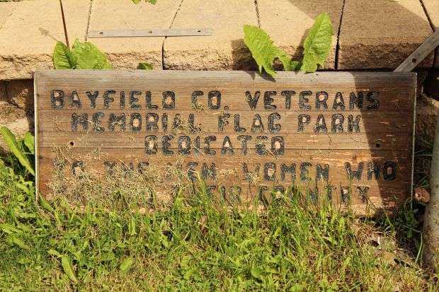 BAYFIELD COUNTY VETERANS MEMORIAL FLAG PARK PLAQUE