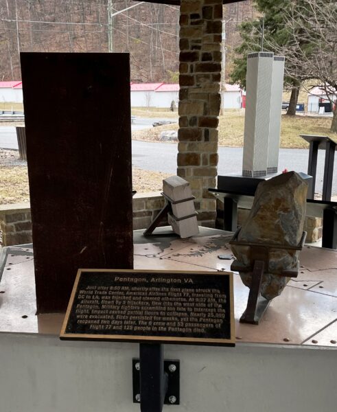 PENTAGON, ARLINGTON VA 9-11 MEMORIAL