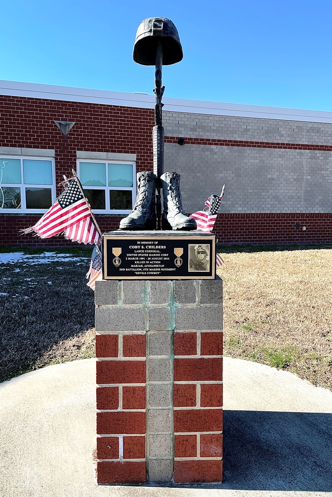 CODY S. CHILDERS WAR MEMORIAL BATTLEFIELD CROSS