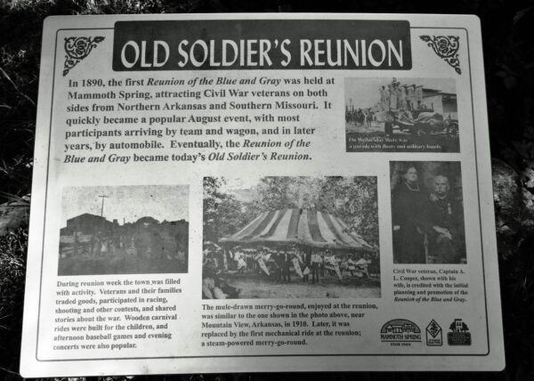 OLD SOLDIER’S REUNION WAR MEMORIAL PANEL