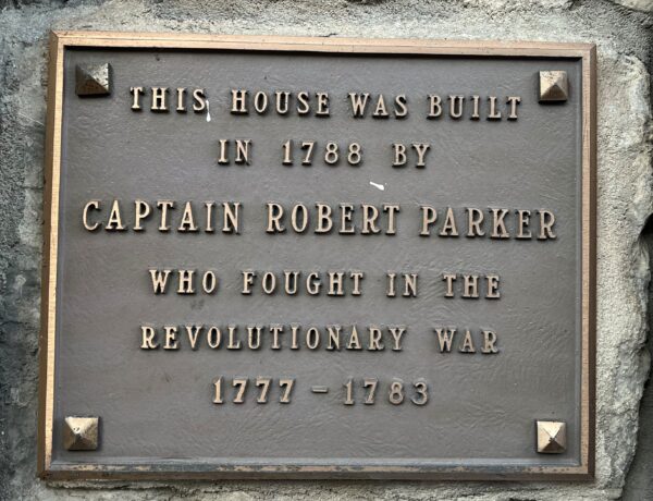 CAPTAIN ROBERT PARKER REVOLUTIONARY WAR MEMORIAL PLAQUE