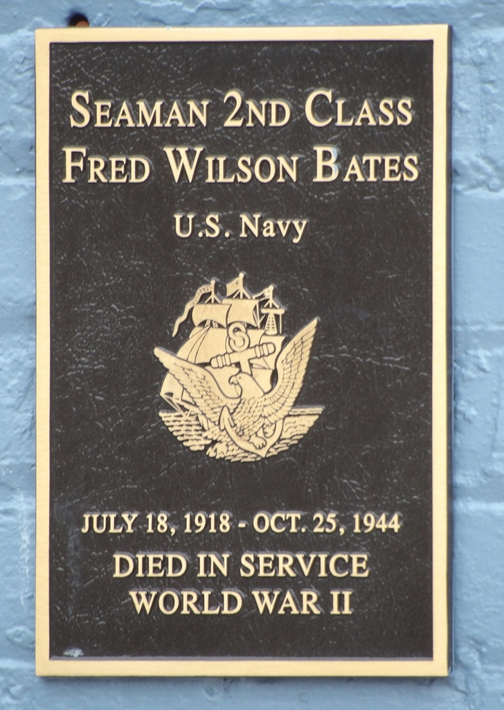 SEAMAN 2ND CLASS FRED WILSON BATES WAR MEMORIAL PLAQUE