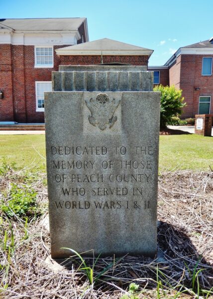 PEACH COUNTY WORLD WARS I & II MEMORIAL