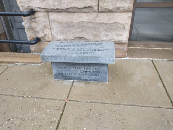 CITIZENS OF WOOD COUNTY VETERANS MEMORIAL BENCH