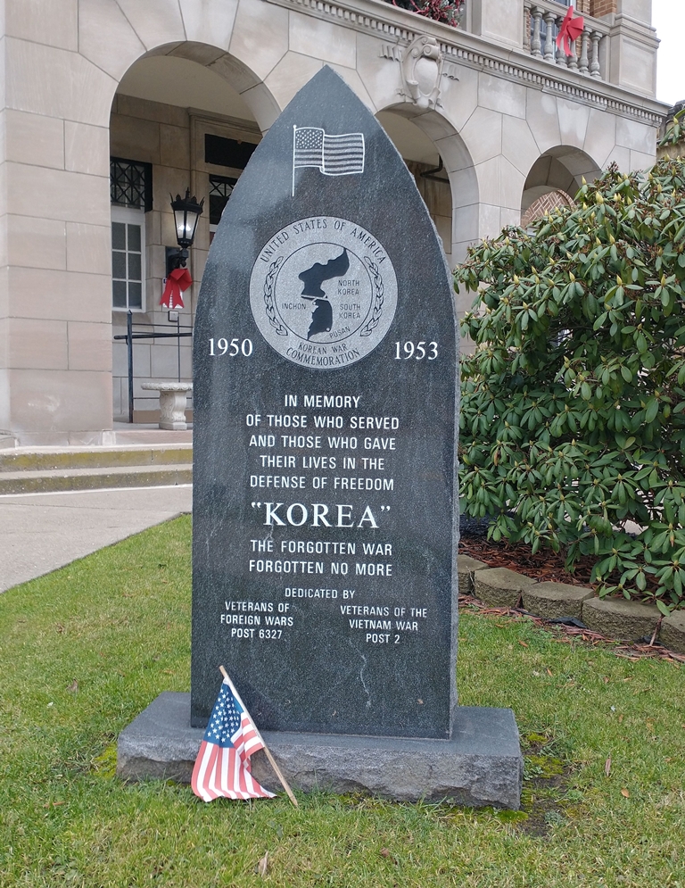 TYLER COUNTY KOREA WAR MEMORIAL FRONT