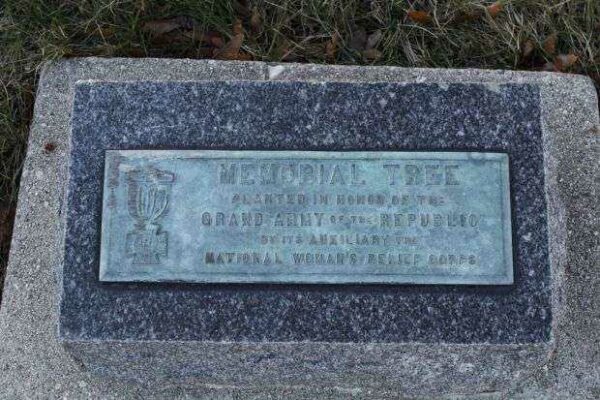 MANITOWOC G.A.R. MEMORIAL TREE PLAQUE