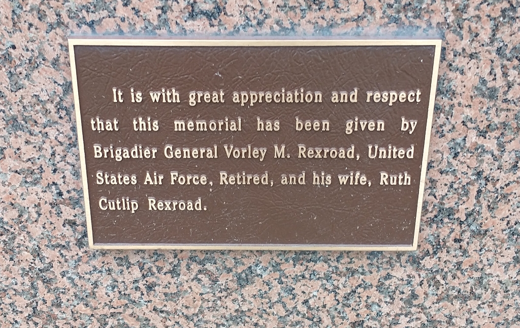 GLENVILLE STATE COLLEGE WORLD WAR II VETERANS MEMORIAL PLAQUE B