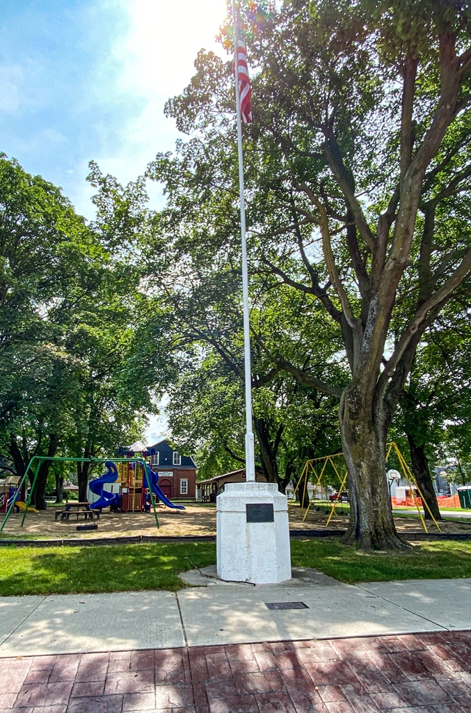 SHEPHERD, MI WORLD WAR II MEMORIAL FLAGPOLE