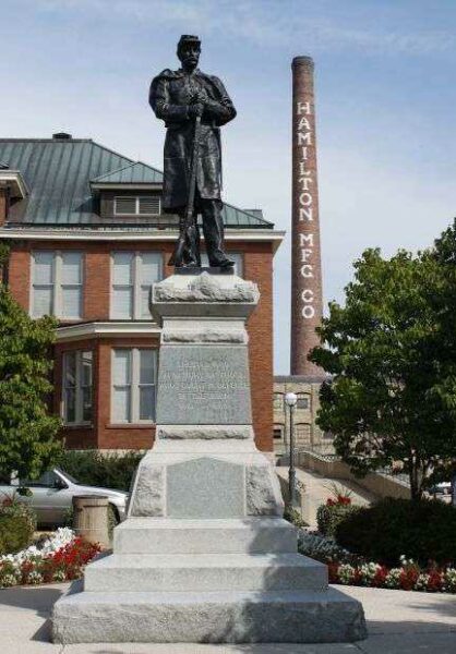 TWO RIVERS CIVIL WAR MEMORIAL