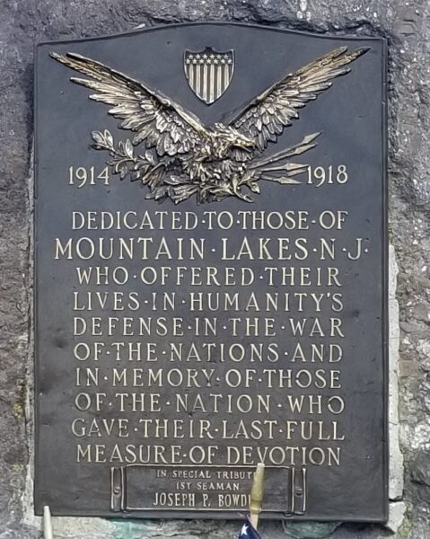 MOUNTAIN LAKES WORLD WAR I MEMORIAL PLAQUE