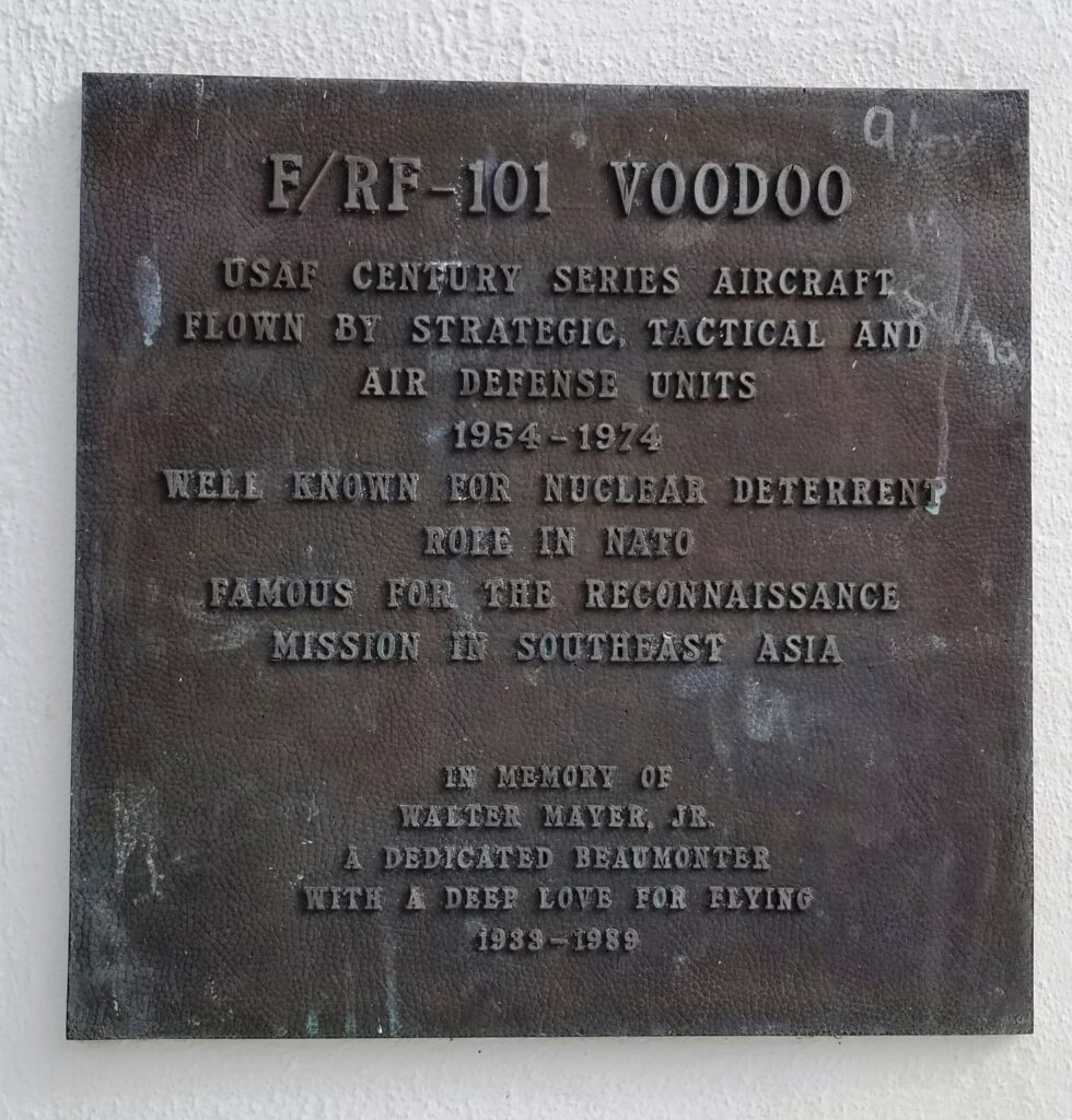 F/RF-101 VOODOO MEMORIAL AIRCRAFT PLAQUE