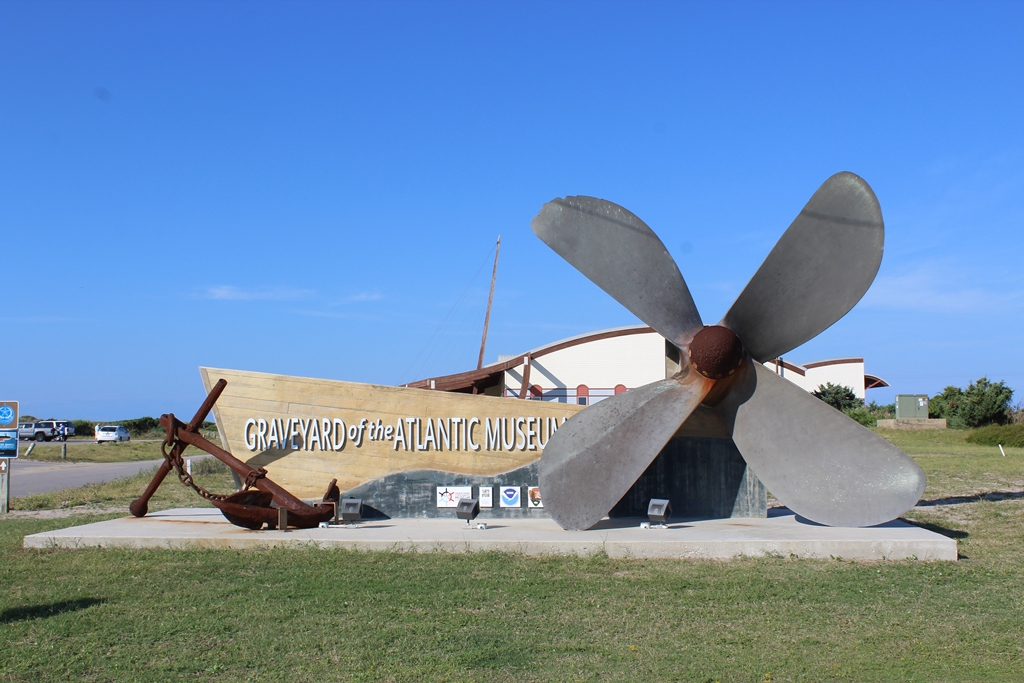 PROPELLER FROM USS DIONYSUS WAR MEMORIAL
