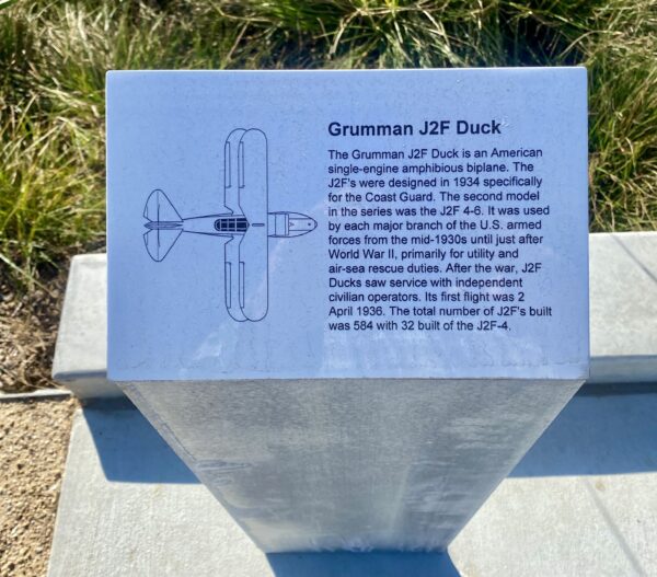GRUMMAN J2F DUCK WAR MEMORIAL