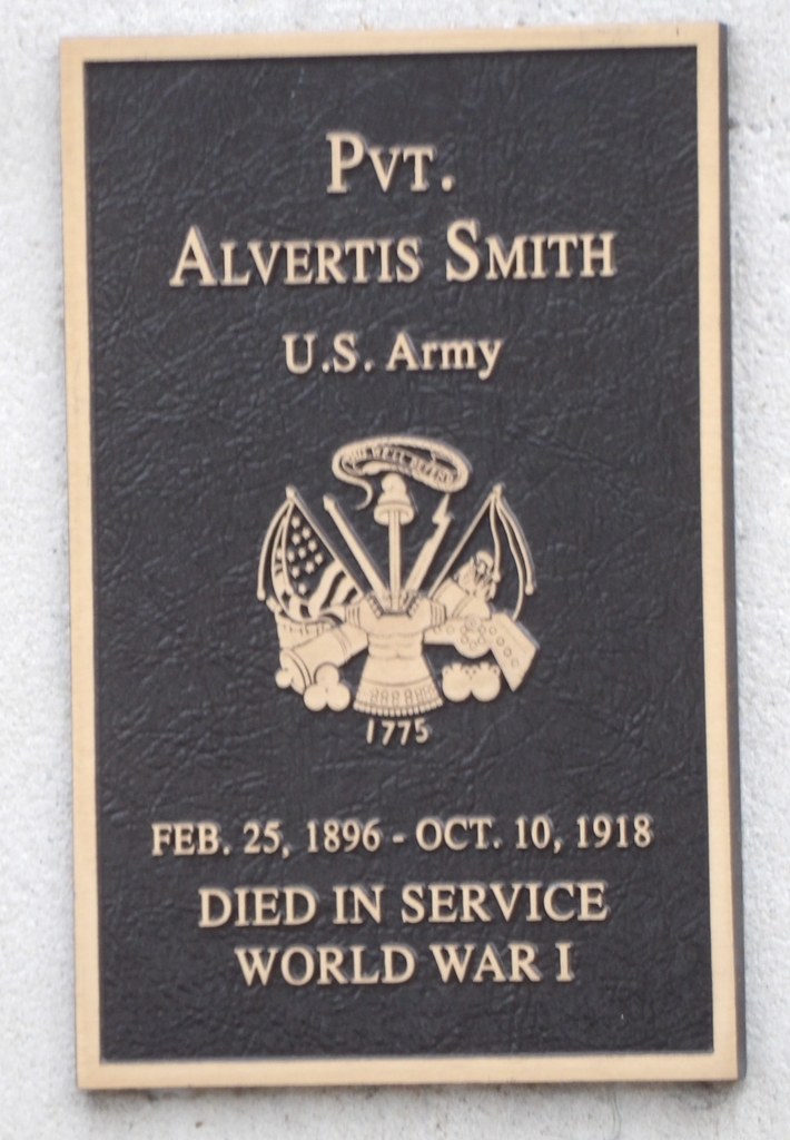 PVT. ALVERTIS SMITH WAR MEMORIAL PLAQUE