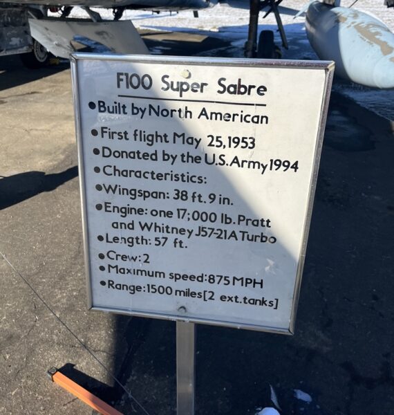 F100 SUPER SABRE MEMORIAL PLAQUE