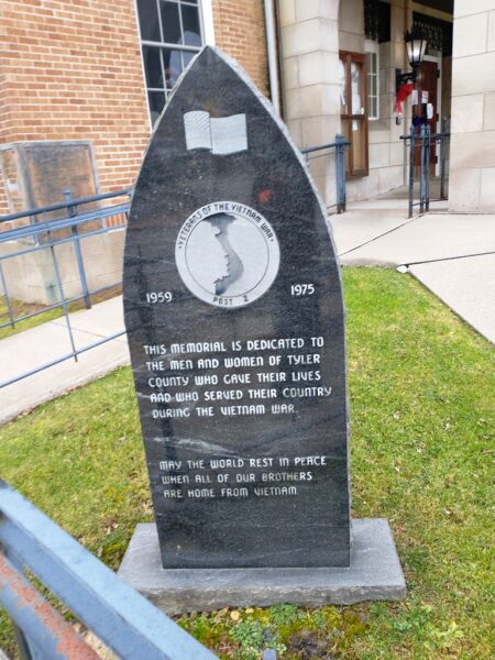 TYLER COUNTY VIETNAM WAR MEMORIAL FRONT