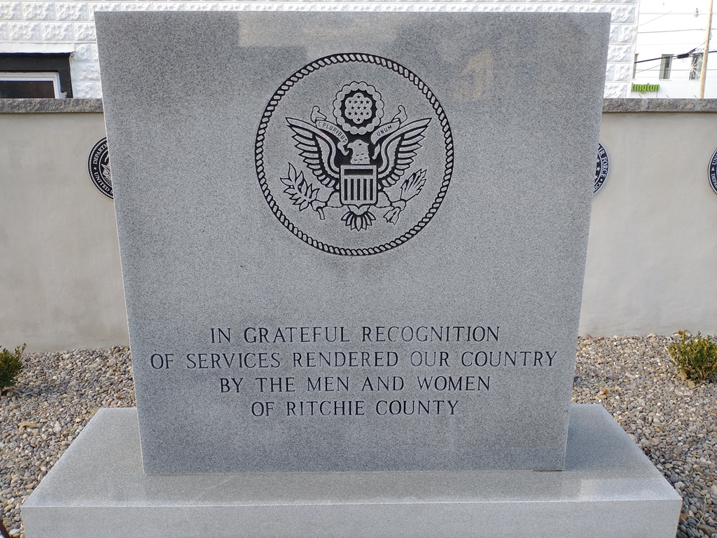 RITCHIE COUNTY VETERANS MEMORIAL CLOSE-UP