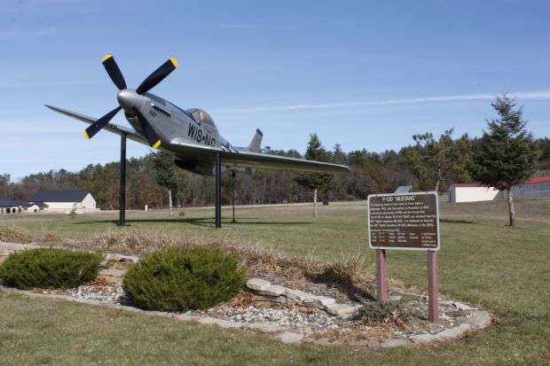 P-51D MUSTANG AIRCRAFT MEMORIAL