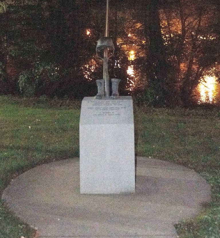 PORTLAND IRAQI AND ENDURING FREEDOM MEMORIAL BATTLEFIELD CROSS