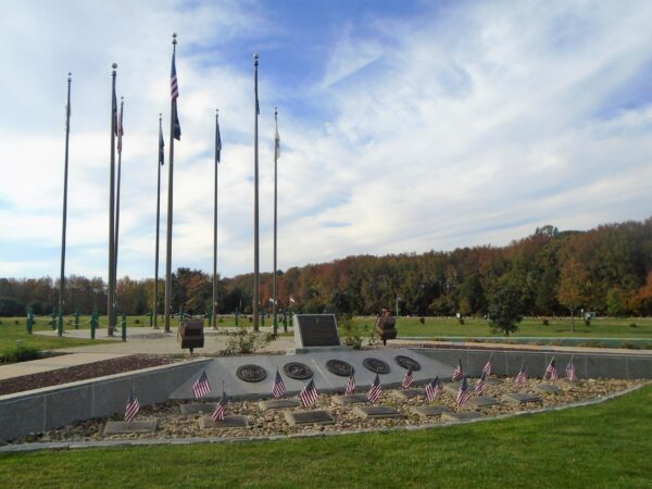 DELAWARE MEDAL OF HONOR RECIPIENTS AND THOSE WHO DIED IN SERVICE MEMORIAL CENOTAPH