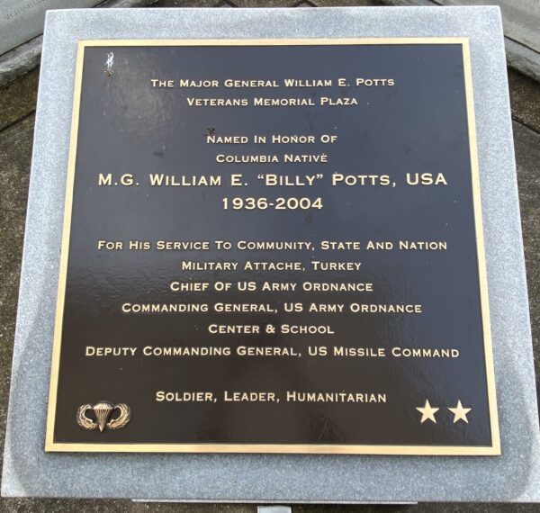 THE MAJOR GENERAL WILLIAM E. POTTS VETERANS MEMORIAL PLAZA PLAQUE