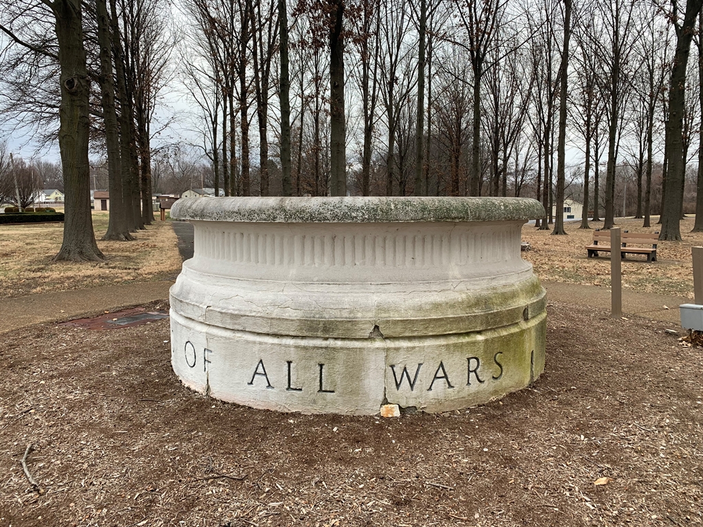 MEMORIAL TO VETERANS OF ALL WARS FOUNTAIN SIDE C