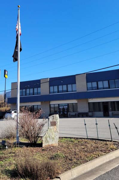 THE MORGANTOWN VET CENTER MEMORIAL